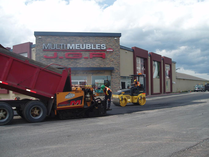 Travaux Asphalte Secteur commercial & Industriel